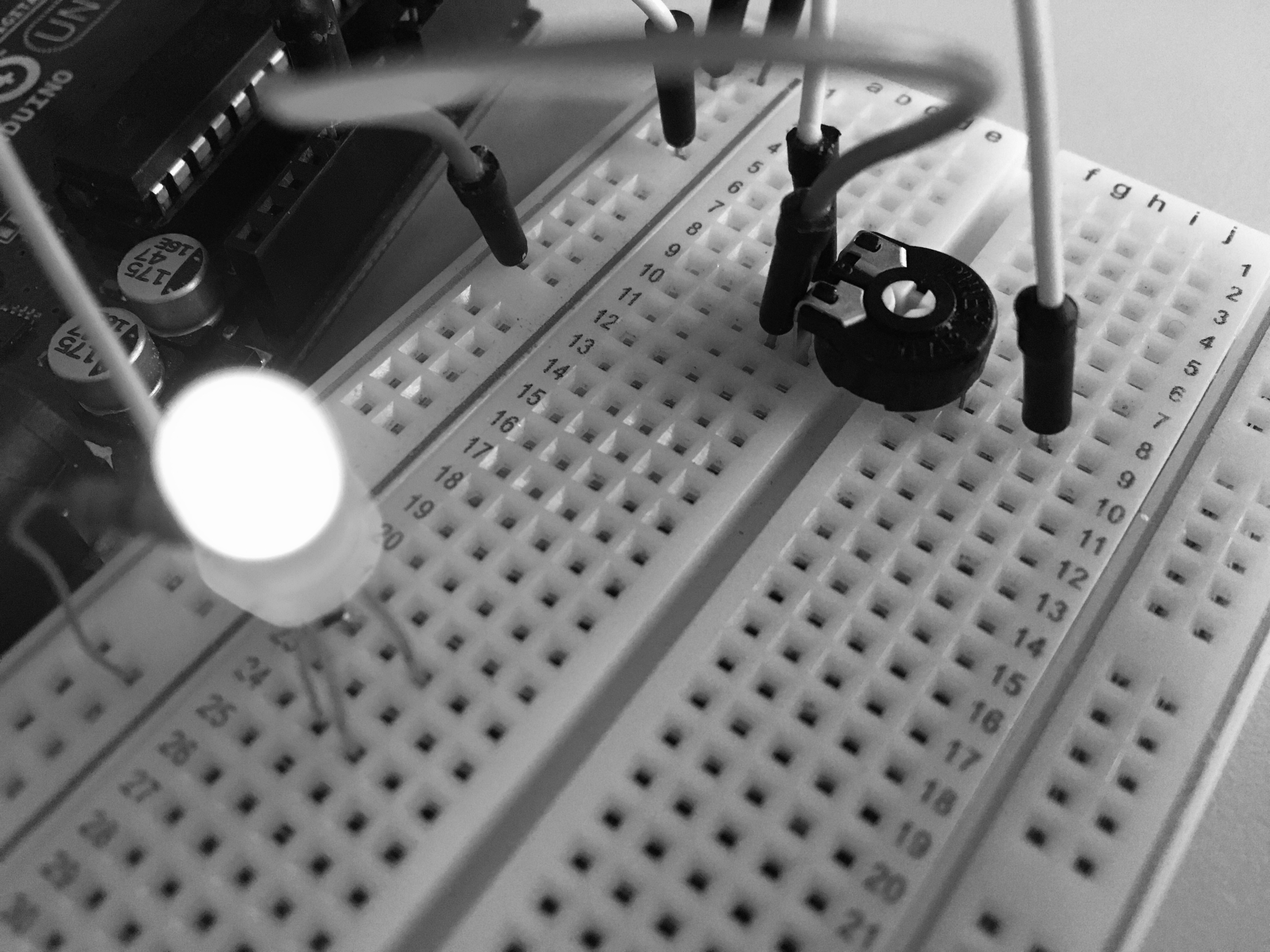 Controllo di un LED mediante un Potenziometro – Arduino Facile